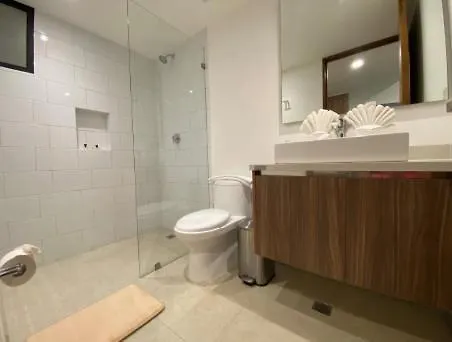 Urban Towers Playa Del Carmen Apartment