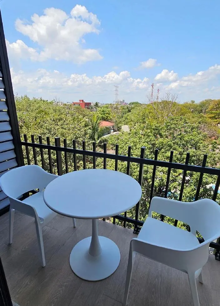 Urban Towers Playa Del Carmen Apartment